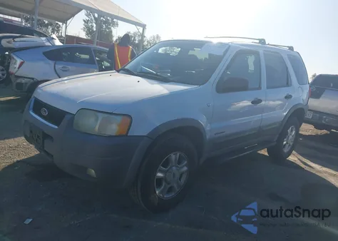 2002 Ford Escape Xlt from USA, damaged, VIN 1FMYU03102KB65481